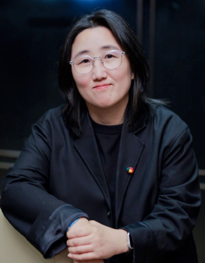 脚本・監督 : ハ・ミョンミ